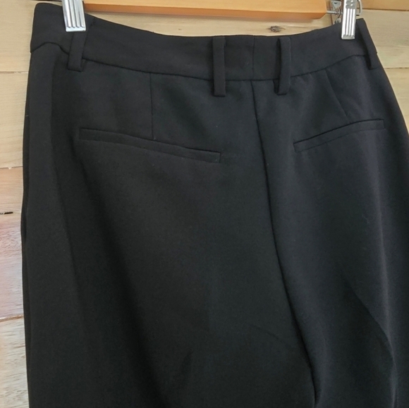 Babaton Atelier tappered cropped leg Black Pants Neutral basic wardrobe staple - Picture 5 of 10